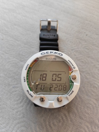 Montre plongée suunto - montre,