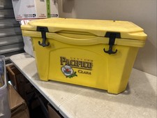 Grizzly 20 Qt Bear Proof Cooler Pacifico Beer Cerveza Clara Yellow Made in USA