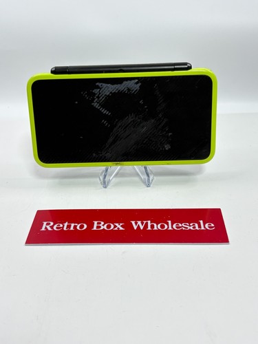 Console new nintendo 2ds ll - console,