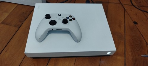 Xbox one robot white special - x,