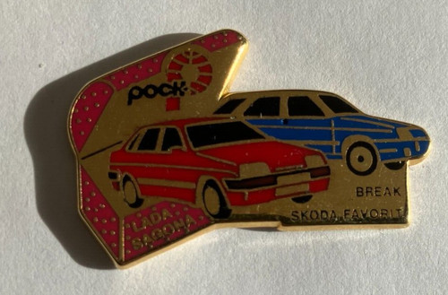 Pin 2 automobiles - -,