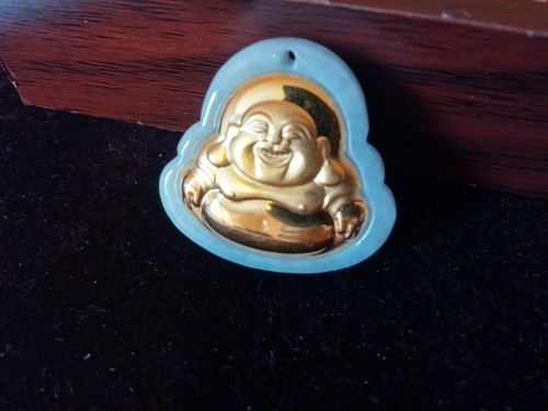 Magnifique pendentif bouddha - magnifique,