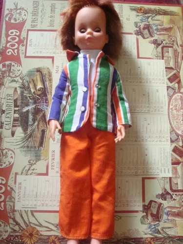 Poupée clodrey avec tenue - poupée,