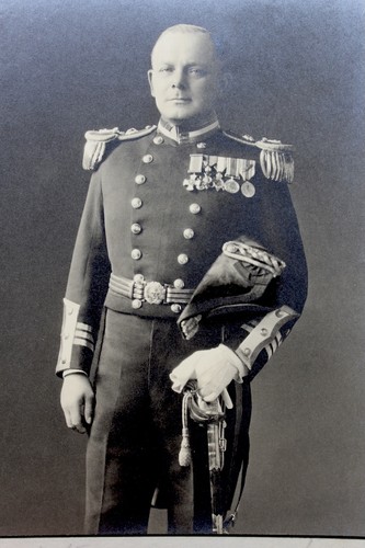 Old royal navy captain studio - navy,