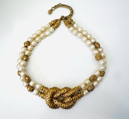Imposant collier couture - , fm