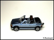 **unique** Peugeot 205