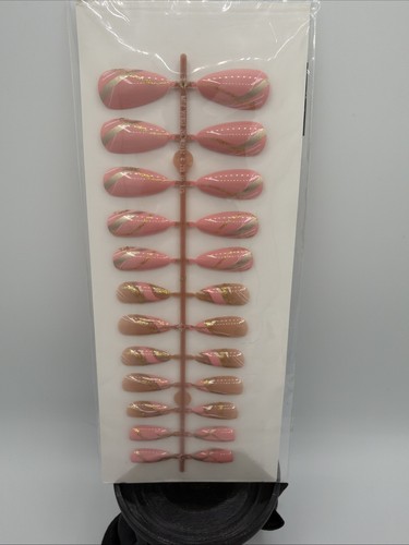 Capsules ongles pièces - capsules,