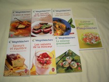 LOT DE 7 LIVRES OFFICIEL