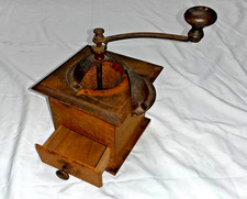 Ancien MOULIN à CAFE en bois