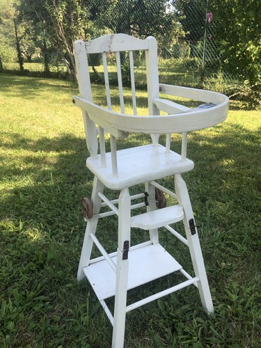 Chaise haute ancienne - chaise,