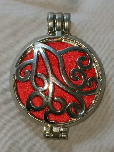 Pendentif medaillon diffuseur - pendentif,