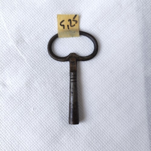 Clé d horloge - 5.25, mm