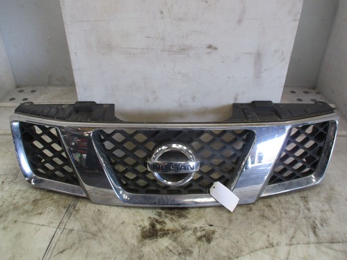 Calandre nissan navara - nissan,