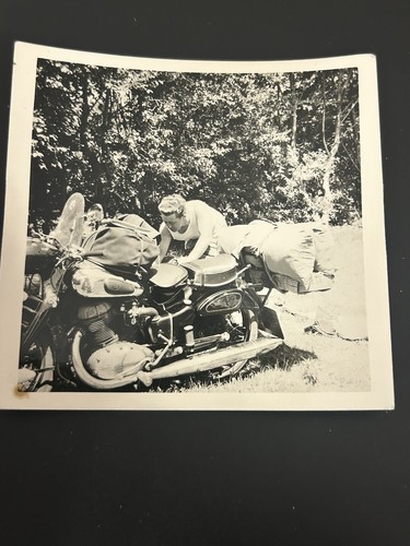 Photo moto ancienne - moto,