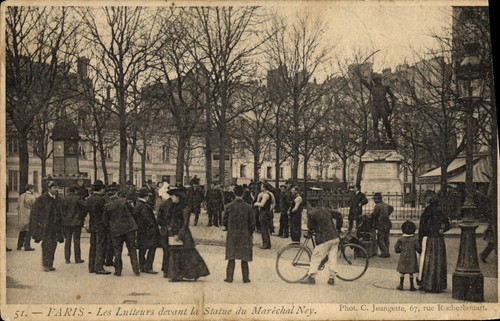 Paris les lutteurs devant - les,