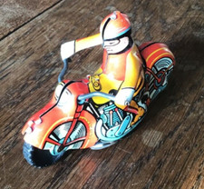 Ancienne moto à friction en tôle lithographiée  - Longueur : 9 cm