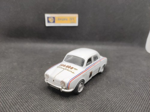 Renault dauphine - ▄▀▄,