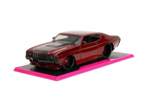 Chevrolet chevelle red - ss,