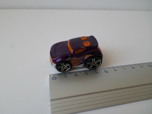 Dragster modele violet hublots - modele,
