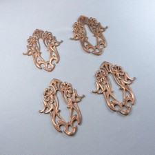 Ornements art nouveau meuble