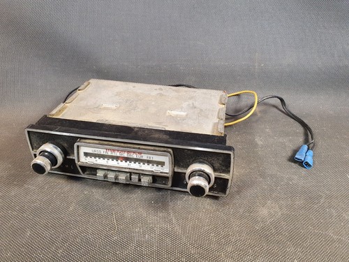 Ancien poste autoradio