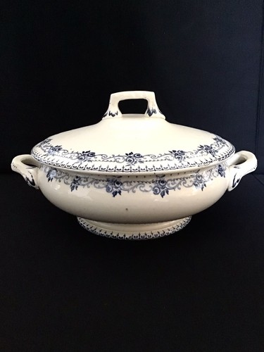 Petite soupière ancienne - soupiÈre,