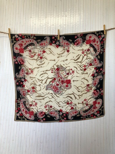 Grand foulard carré - grand,