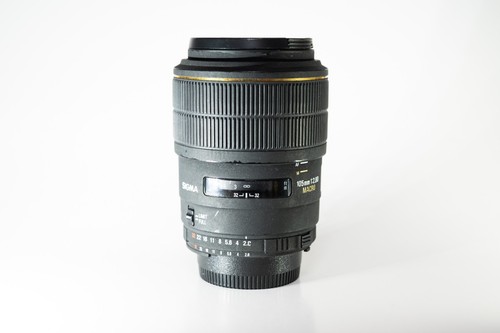 Sigma telephoto 105mm - f/2.8, ex
