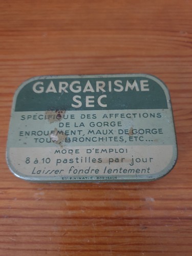 Boite ancienne métallique - , de