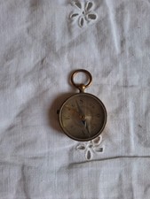 ancienne boussole vintage epoque ?
