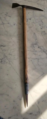 Ancien rare piolet des - et,