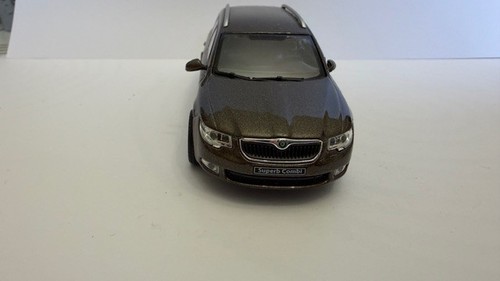 Skoda superb combi abrex - superb,