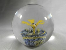 MAGNIFIQUE SULFURE PAPERWEIGHT