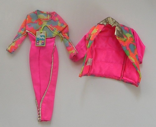 Poupée barbie tenue - :,
