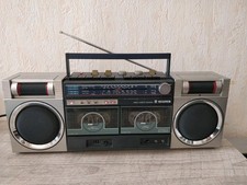 Boombox Ghettoblaster SILVER STW44L  / worldwide shipping