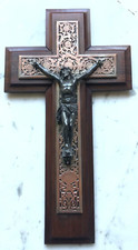 Ancien crucifix bois et métal