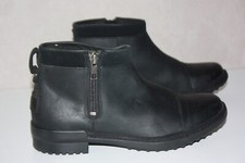 UGG Boots Fourrées Cuir Noir