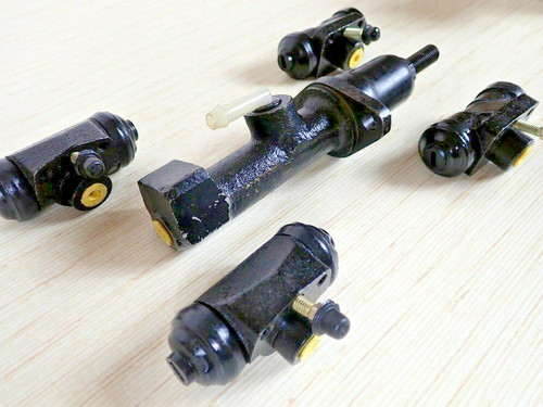 Kit cylindres frein pour - cylindres,
