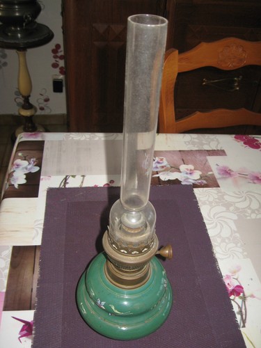 Lampe pétrole en - lampe, à
