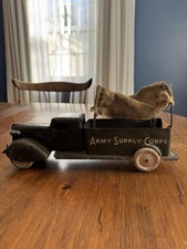 Wyandotte Army Supply Truck Vintage Pressed Steel Toy LA-01