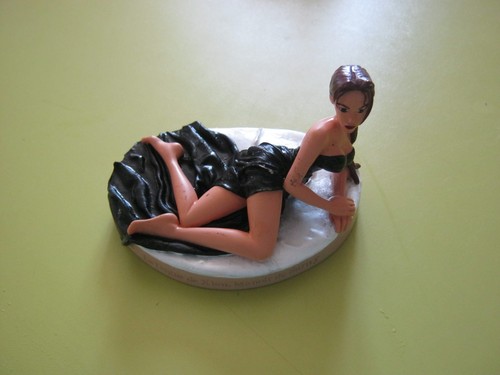 Figurine lara croft tomb - figurine,