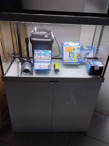 Aquarium avec meuble - avec,