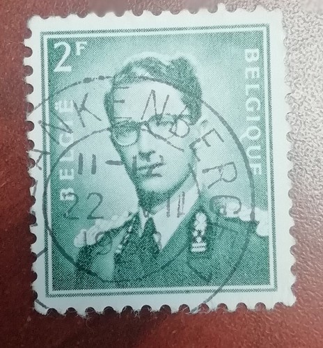 Timbre belgique roi baudouin - belgique,