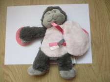 doudou activités singe gorille pairi daiza gris rose noukie's guenon noukies