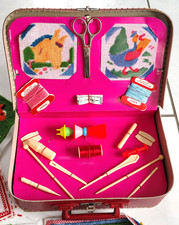 Valisette rouge à couture