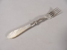 Ancienne Fourchette à Poisson