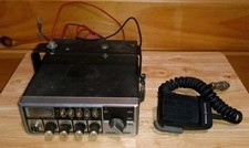 General Electric CB Radio Model 3-5819A 40 Channel PLL System Mic And Power Cord