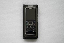 Vends Nokia E90 En Bonne État
