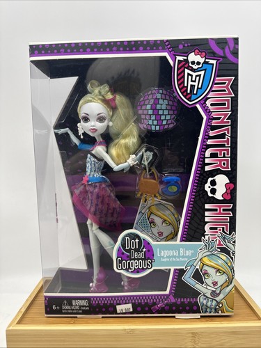 New monster high lagoona blue - new,