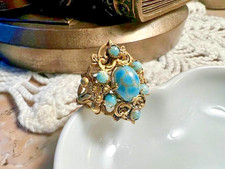 Bague sertie marquise